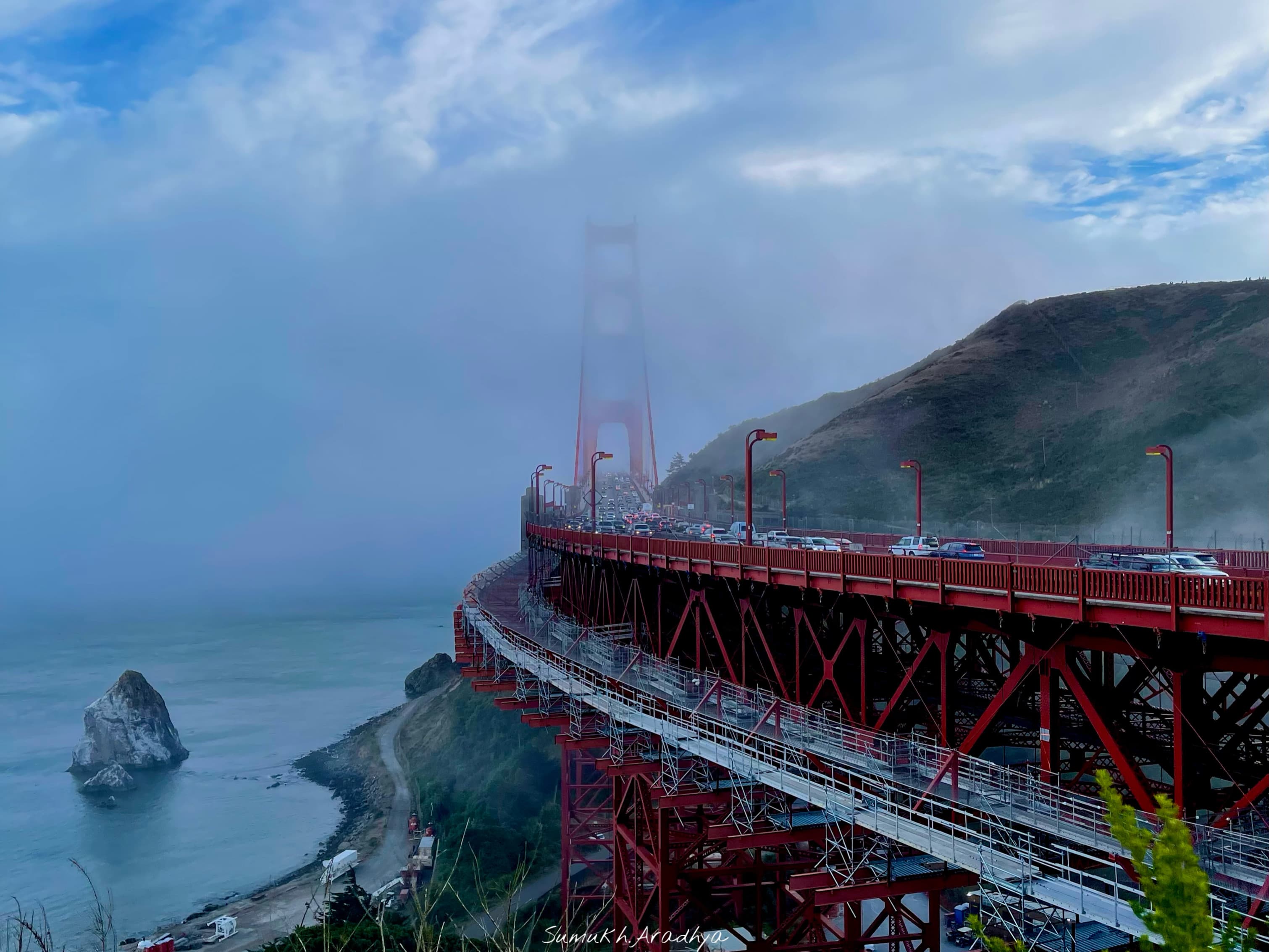 GOLDEN GATE BRIDGE · CALIFORNIA
